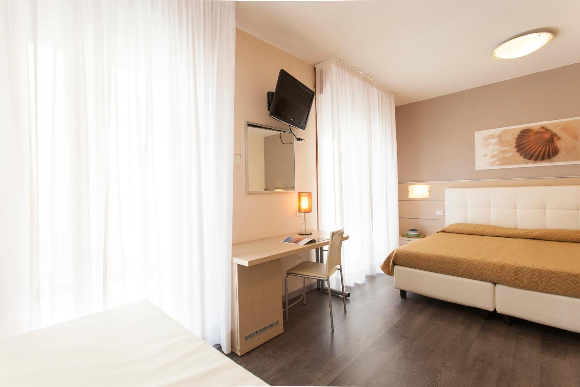 Hotel Orizzonte Lido di Jesolo Quarto foto